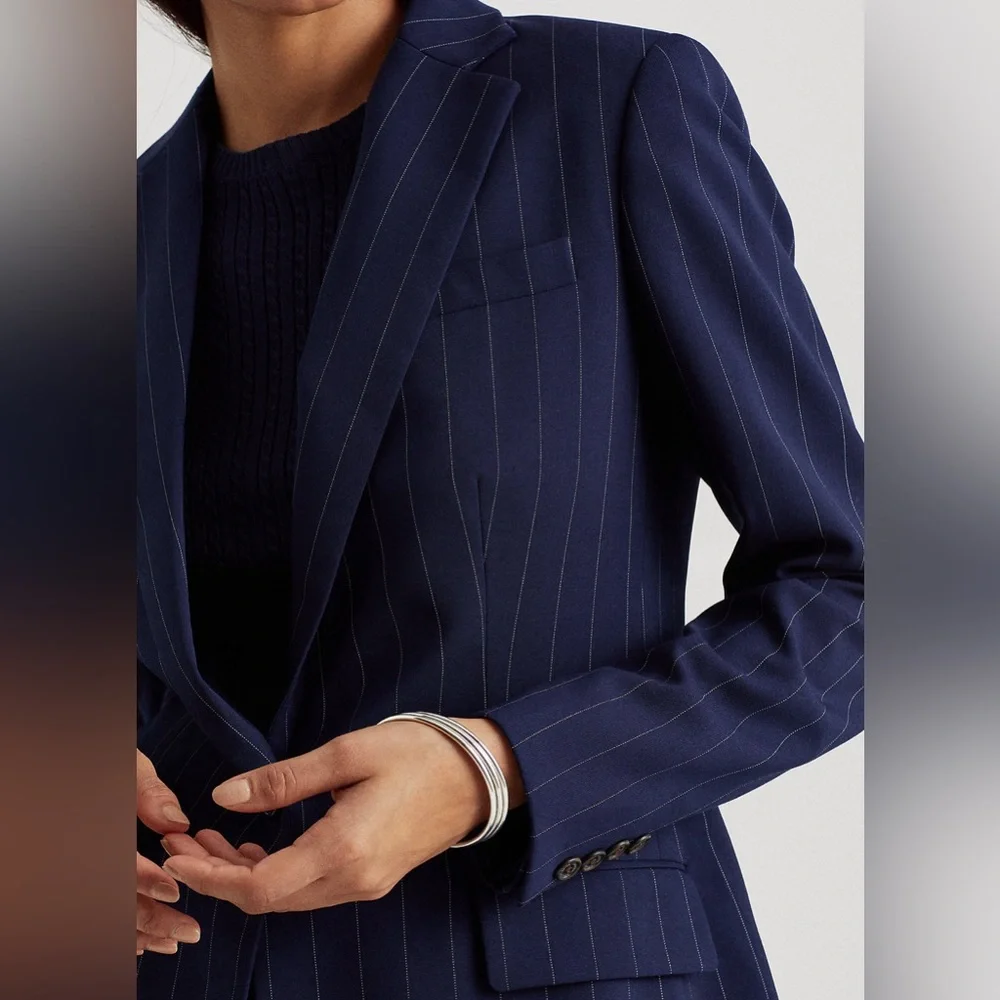 Lauren Ralph Lauren Navy Blazer size 6 - Picture 3 of 6